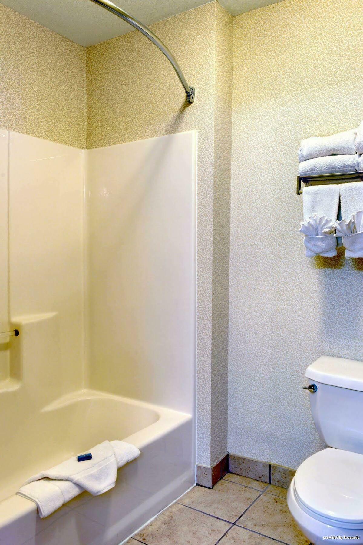Western Gateway & -